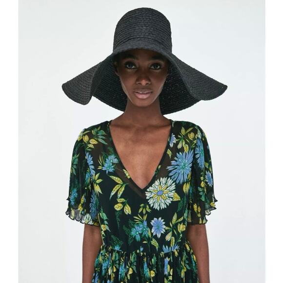 Zara Dresses & Skirts - Zara Floral Pleated Dress Size XS